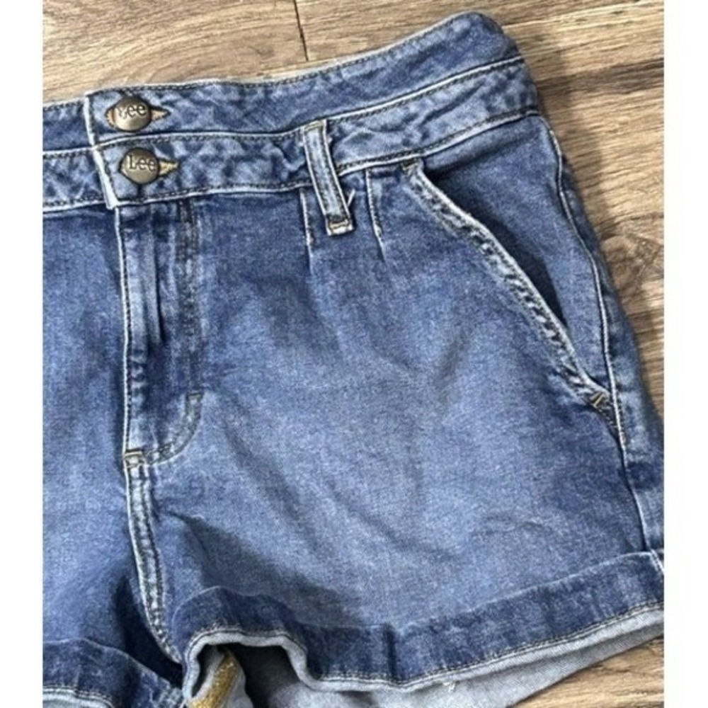 Lee‎ Double Button Denim Shorts Y2K Style Carefree Playful Summer Americana Sz 8 - Picture 13 of 13